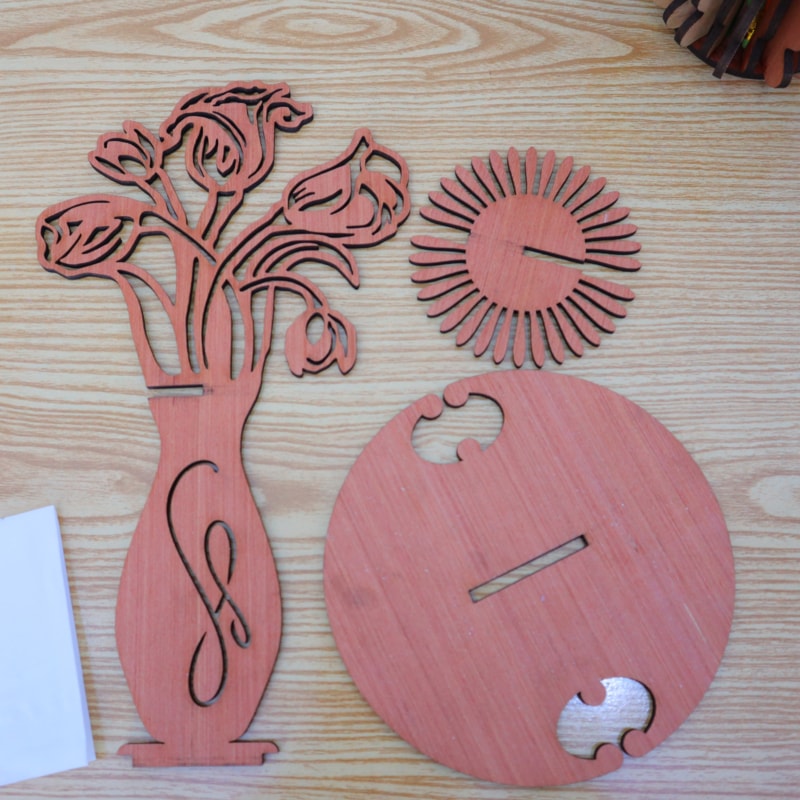 Rose Flower Napkin Holder – Natural Wood